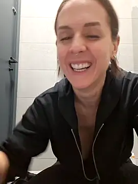 --Ari--'s cam snapshot