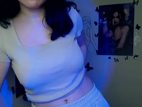 LadyAlice_'s cam snapshot