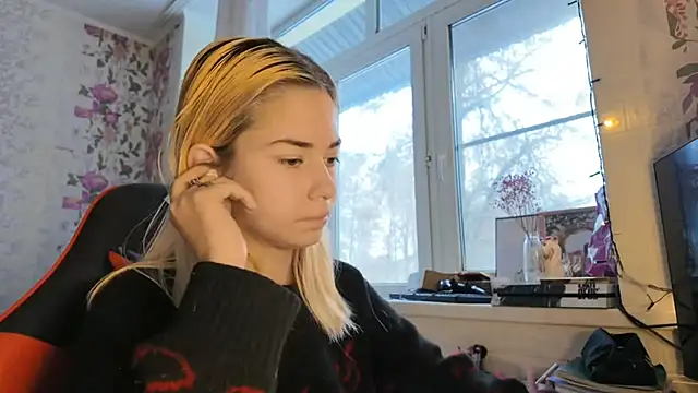 Witching_Moon's cam snapshot