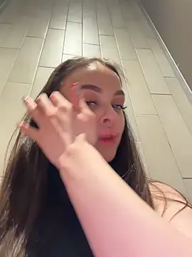 KristiRich's cam snapshot