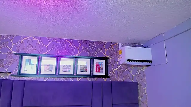 monserrat_cutte's cam snapshot