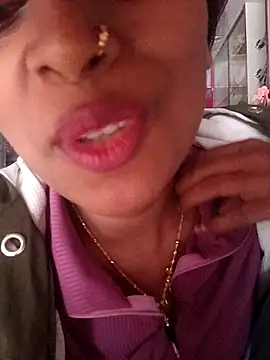 nehakapoor89's cam snapshot