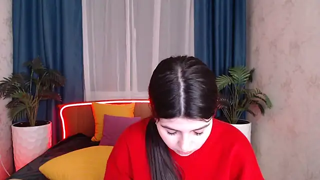 KisaModel's cam snapshot