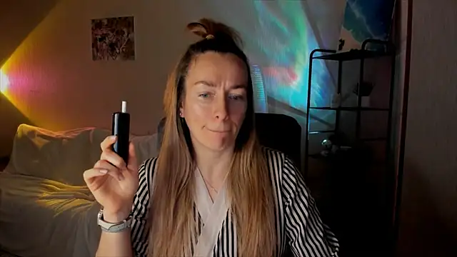 RebeccaMartinez's cam snapshot