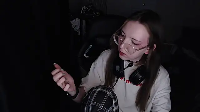 AmeliaKamishiro's cam snapshot