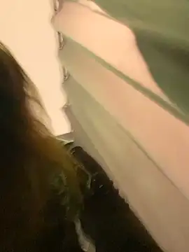 QuitieLia's cam snapshot