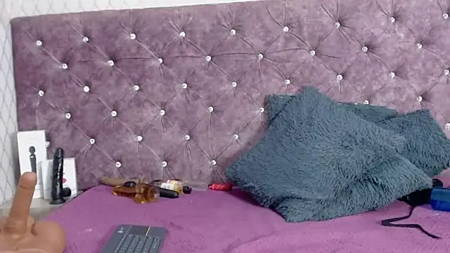 VALENTINA3x's cam snapshot