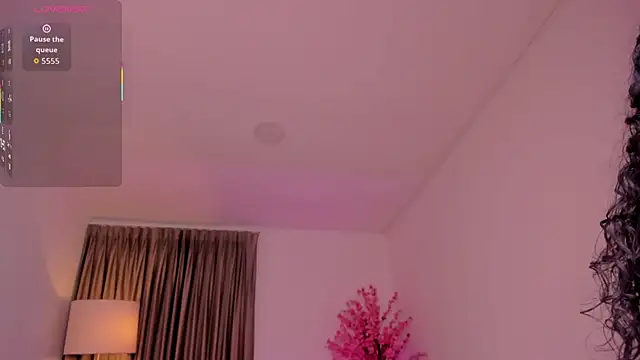 hannah_thomson_'s cam snapshot