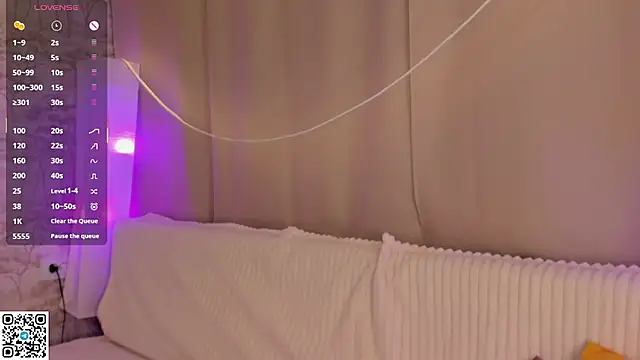 AlberthaEscue's cam snapshot