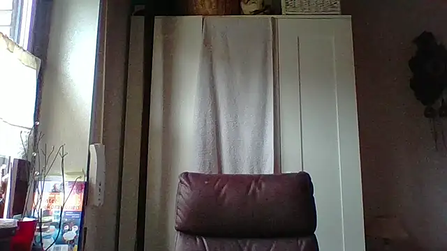 _squirty_cum_lady_'s cam snapshot