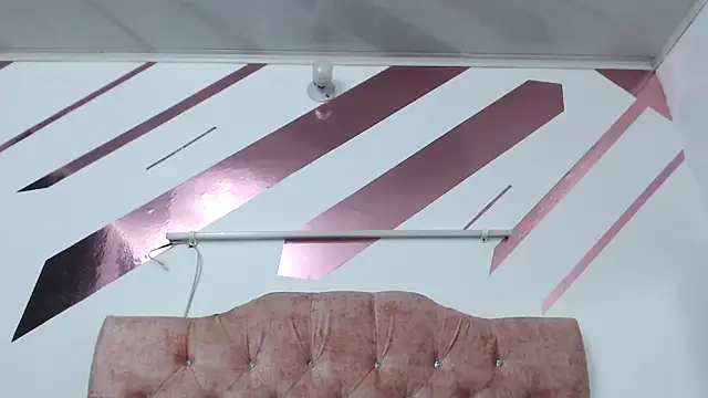 Kitten_Hot_'s cam snapshot