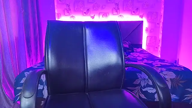 BABY_RANI_'s cam snapshot