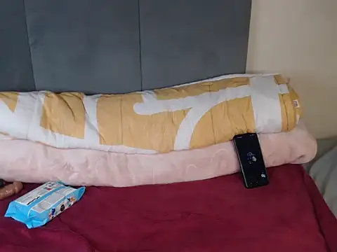 Chocolatebae86's cam snapshot