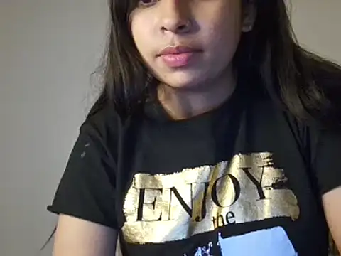 priya_008's cam snapshot