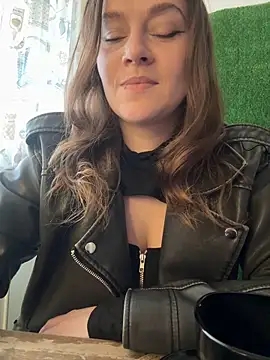 CrazyTori's cam snapshot