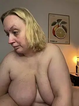 BBW_Nora's cam snapshot