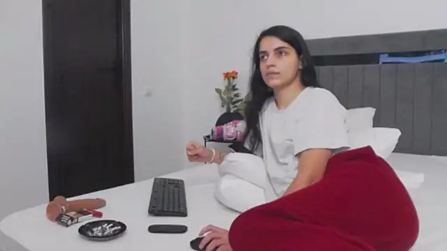 SoniaMoonnn's cam snapshot