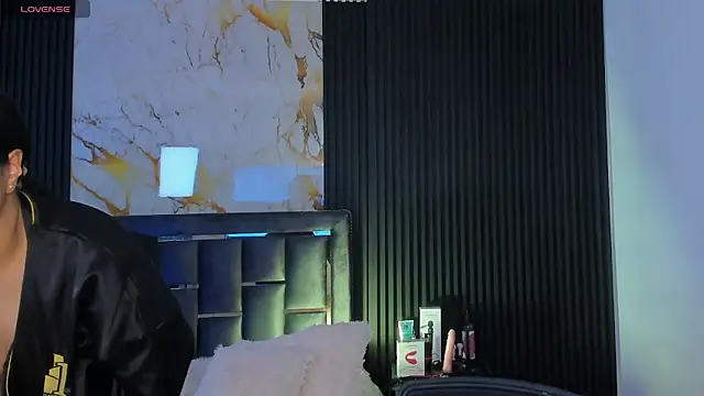 Issafoxx's cam snapshot