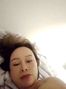 Christine-le1's cam snapshot