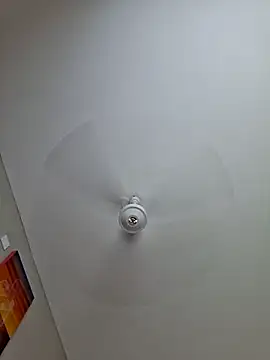 Kamdollie's cam snapshot