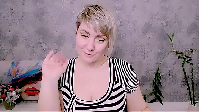 Djullia's cam snapshot