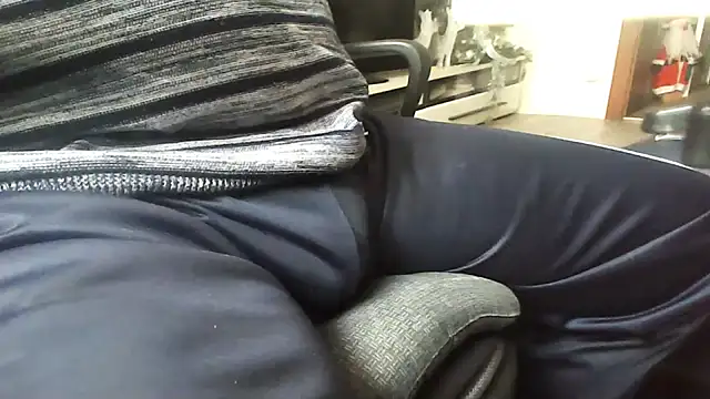 schwanzi_bua's cam snapshot