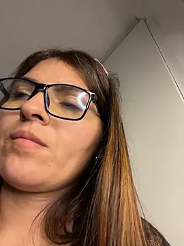 RosaliaVicky live sex cam