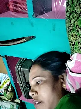 Pooja750's cam snapshot