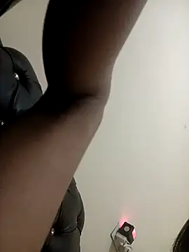 UP-Girl's cam snapshot