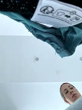 streetdoll live sex cam