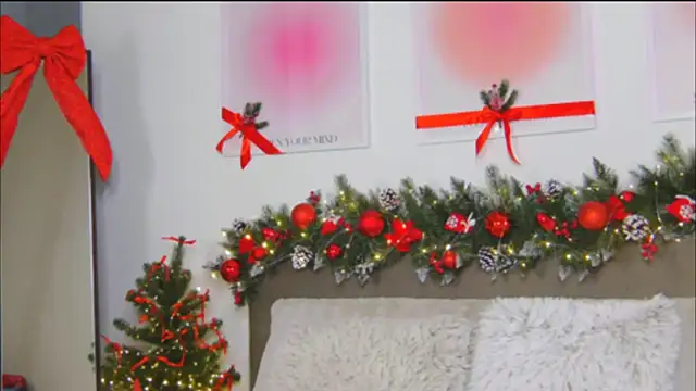 VioletiSwone's cam snapshot