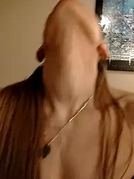 eatmeplease44's cam snapshot