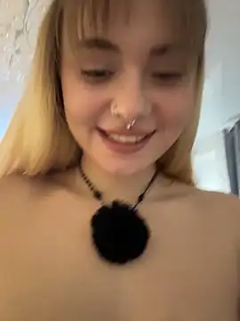 LunaMillie's cam snapshot