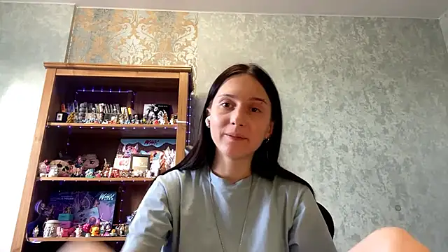 CyberAIice's cam snapshot