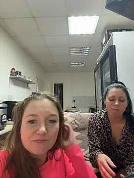 VaryaRose's cam snapshot