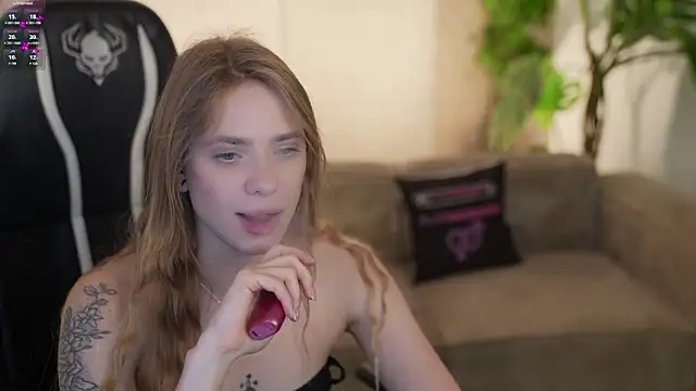 Angy_Netal's cam snapshot