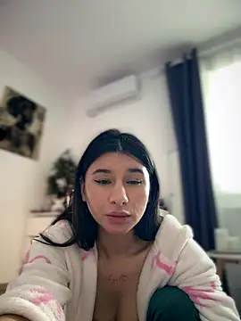 DramaQueen__'s cam snapshot