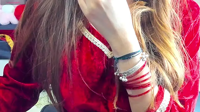 shawtty_lakshika23's cam snapshot