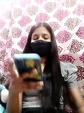 Naina_hotti's web cam