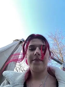 RiriRoseey live sex cam