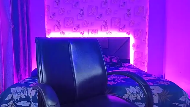 BABY_RANI_'s cam snapshot