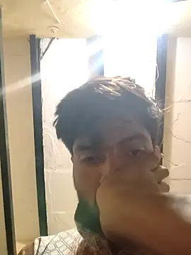 RAYI_Queen_2's cam snapshot