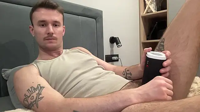 cute_mark's cam snapshot