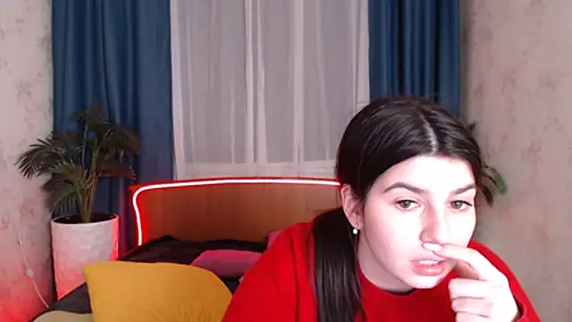 KisaModel's cam snapshot