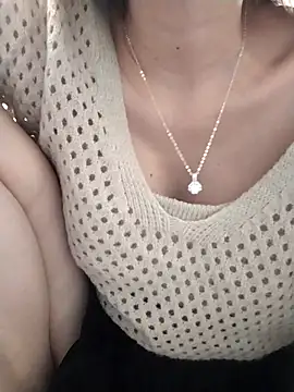 -Moon-20 live sex cam