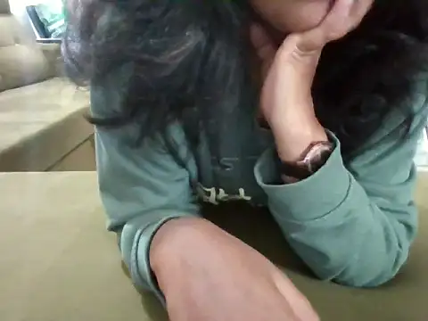 AwesomeTriceps's cam snapshot