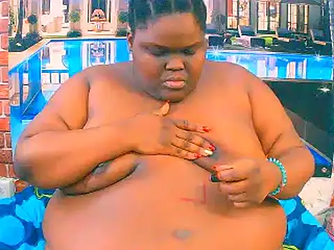 EbonyHotBuns's cam snapshot