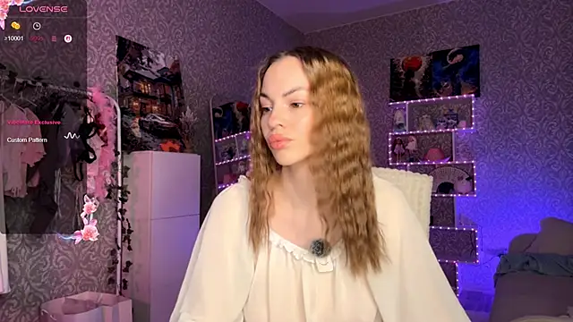 MiraVandee's cam snapshot