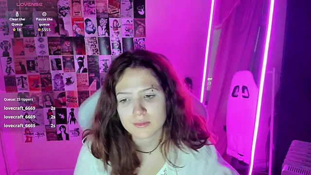 Anora_Miller's cam snapshot