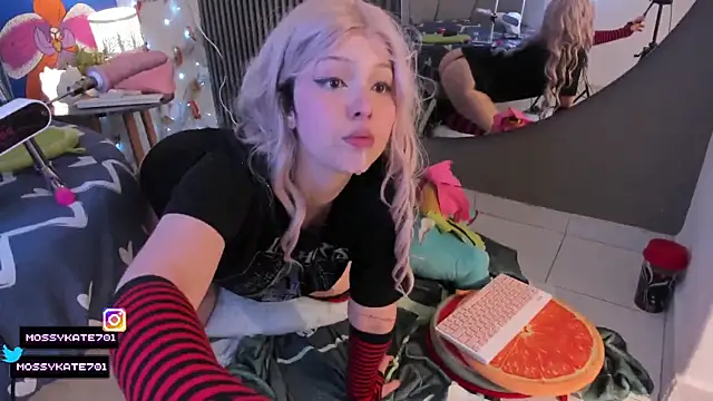 Katemoss70's cam snapshot